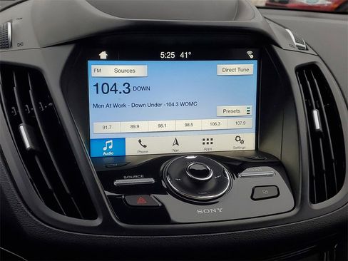 Used 2019 Ford Escape Titanium image 23