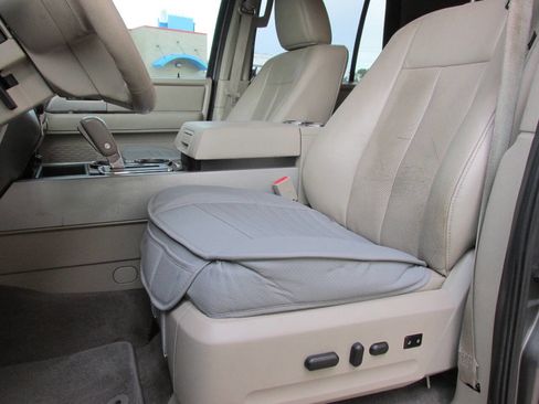 Used 2014 Ford Expedition EL Limited image 10