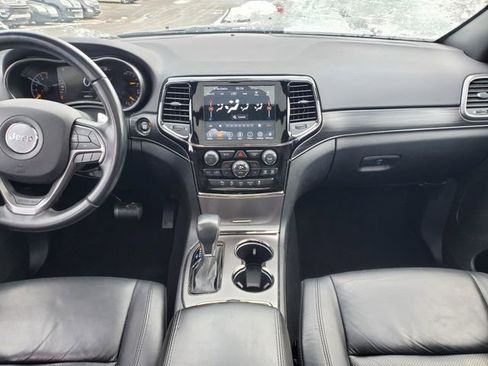 Used 2020 Jeep Grand Cherokee Limited X image 18