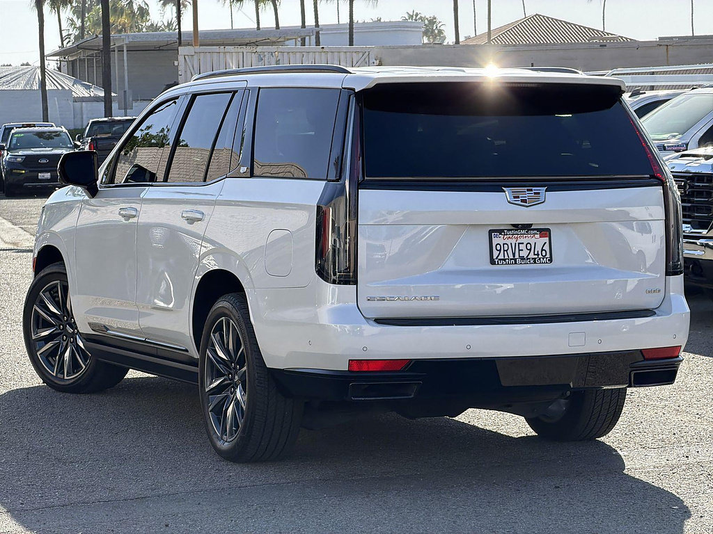 Used 2023 Cadillac Escalade Sport Platinum AWD/4WD image 7