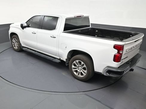 Used 2022 Chevrolet Silverado 1500 LTZ RWD image 14