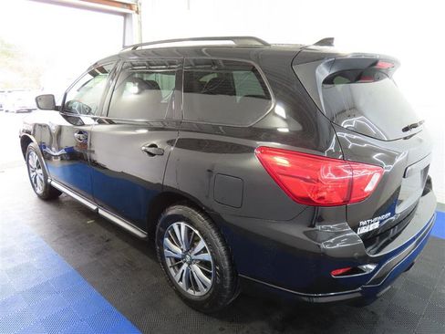 Used 2019 Nissan Pathfinder S AWD/4WD image 10