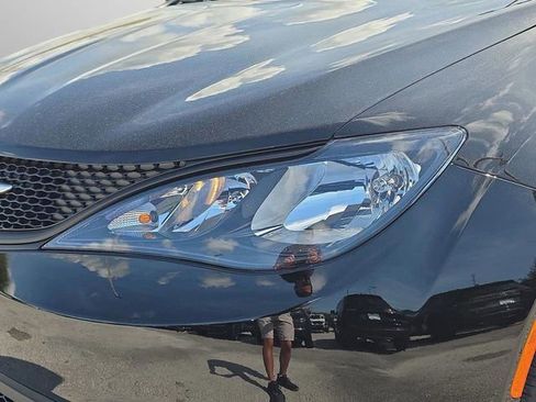 New 2026 Chrysler Voyager LX image 13