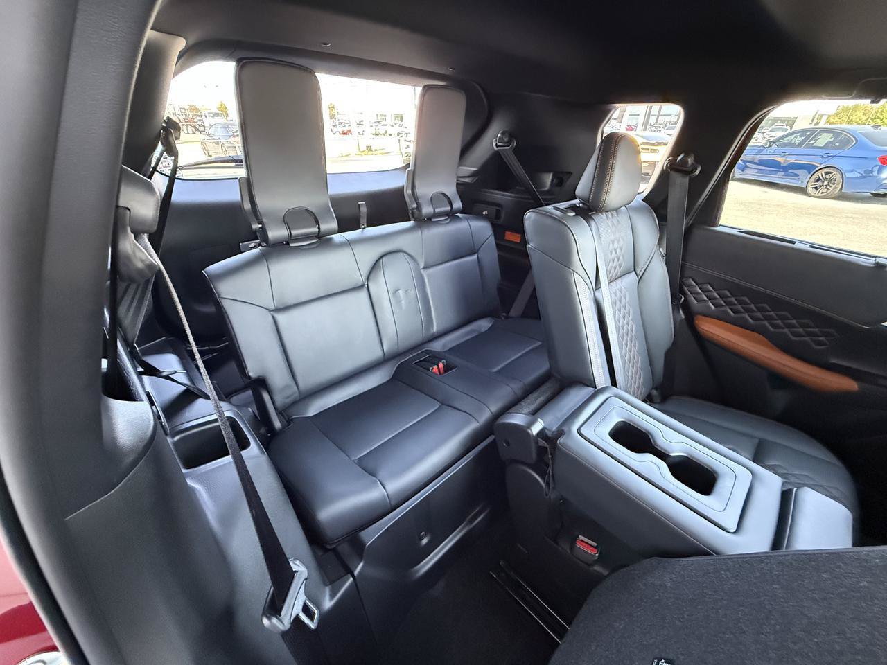 Used 2025 Mitsubishi Outlander SEL AWD/4WD image 37