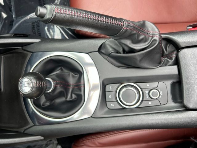Used 2017 MAZDA MX-5 Miata RF Grand Touring RWD image 14