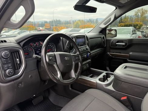 Used 2021 Chevrolet Silverado 1500 LT Trail Boss w/ LPO, Dark Essentials Package image 16