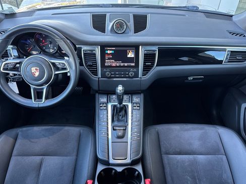 Used 2017 Porsche Macan image 4