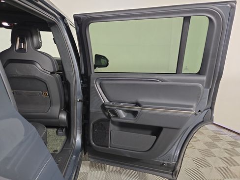 Used 2024 Rivian R1S Adventure AWD/4WD image 19