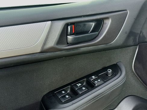 Used 2017 Subaru Outback 2.5i image 20