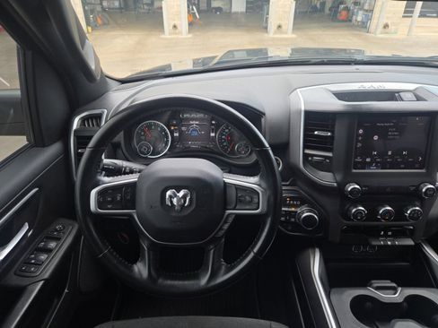 Used 2022 RAM 1500 Big Horn AWD/4WD image 18