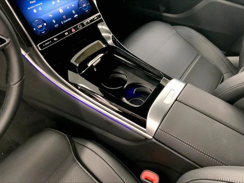 New 2026 Mercedes-Benz GLC 300 image 27