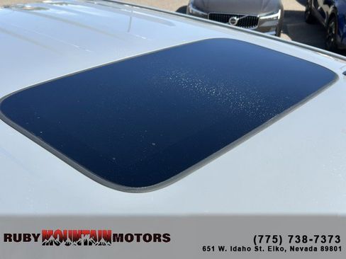 Used 2024 GMC Sierra 1500 AT4 w/ Technology Package image 31