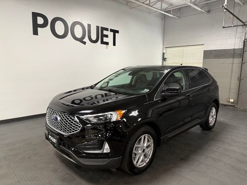 Used 2023 Ford Edge SEL w/ Convenience Package AWD/4WD image 2
