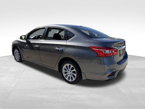 Used 2019 Nissan Sentra SV image 5