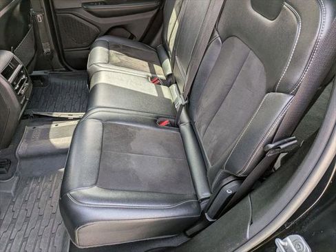 Certified 2023 Jeep Grand Cherokee Altitude AWD/4WD image 24