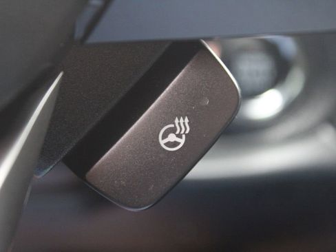 Used 2025 Subaru Legacy Touring XT image 16