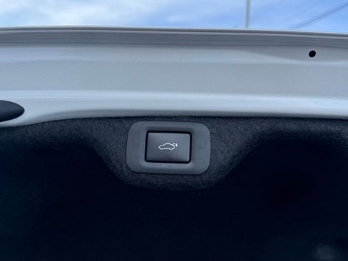 Used 2024 Lexus ES 350 w/ Premium Package image 29