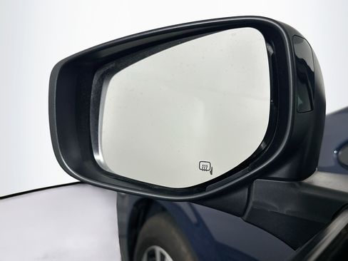 Used 2025 Subaru Legacy Premium AWD/4WD image 16