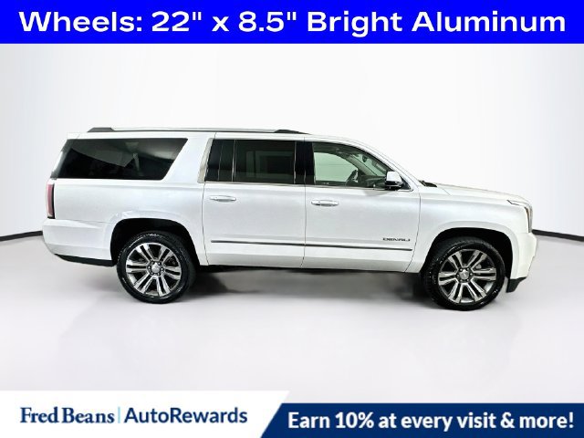 Used 2020 GMC Yukon XL Denali w/ Denali Premium Package AWD/4WD image 10