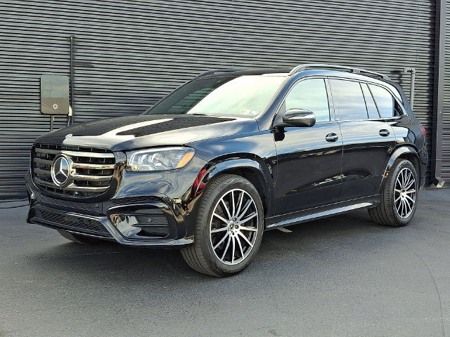 Used 2025 Mercedes-Benz GLS 450 4MATIC image 1