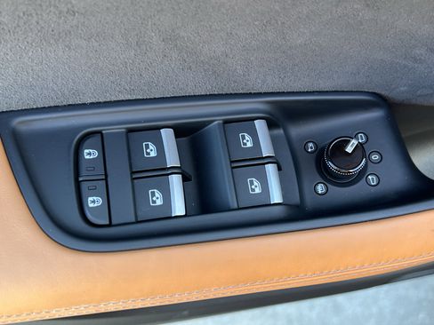 Certified 2024 Audi RS Q8 image 15