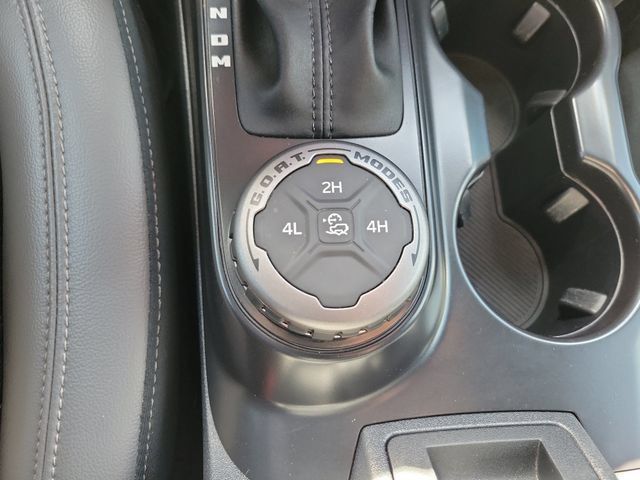 Used 2024 Ford Bronco Outer Banks AWD/4WD image 32
