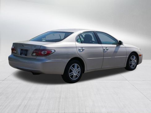 Used 2002 Lexus ES 330 FWD image 7