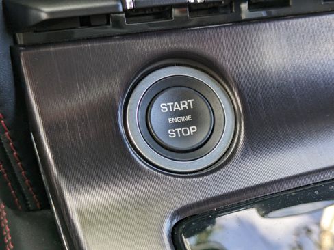 Used 2020 Jaguar F-TYPE Convertible image 23