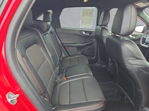Used 2024 Ford Escape ST-Line w/ Tech Pack #1 AWD/4WD image 24