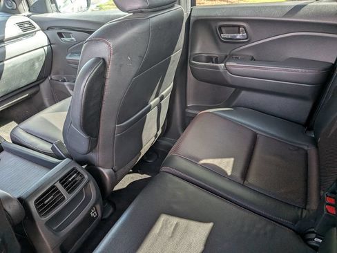Used 2023 Honda Ridgeline Black Edition image 36