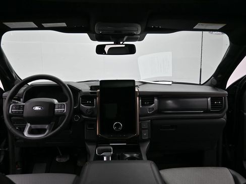 Used 2024 Ford F150 Lightning Lariat image 35