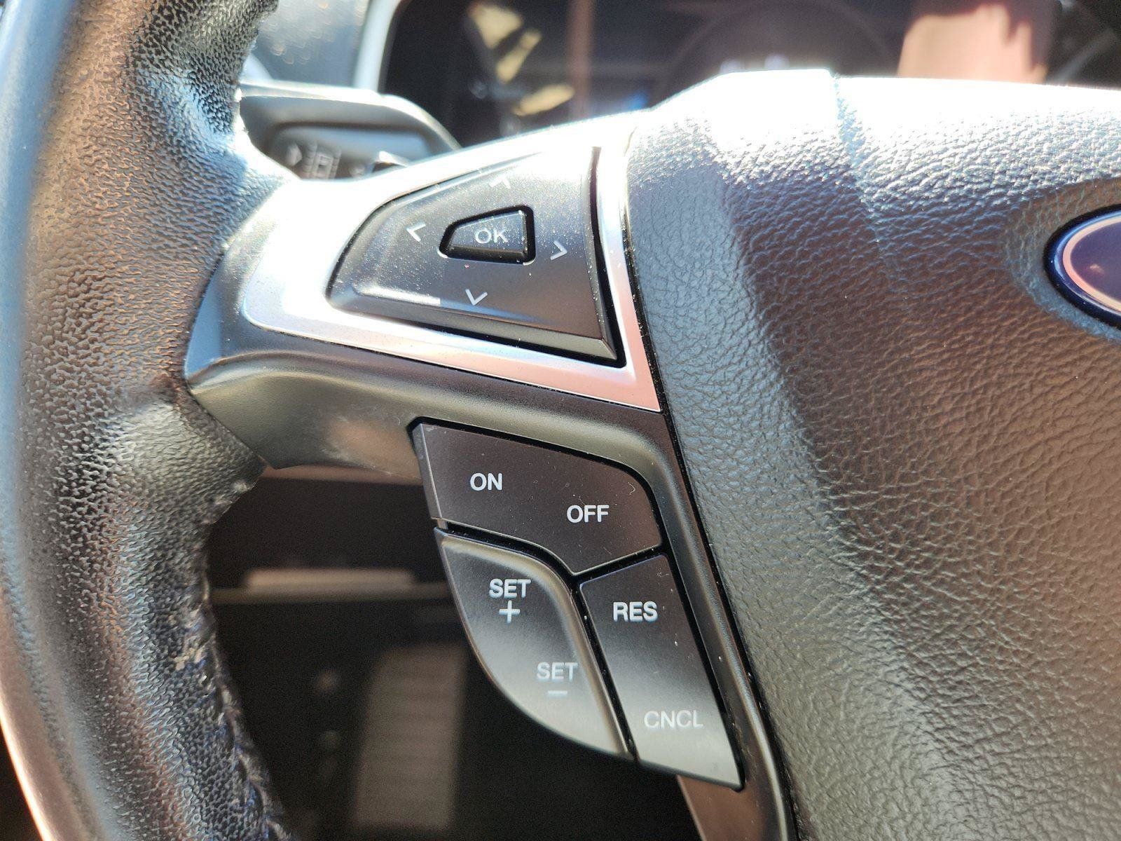 Used 2019 Ford Edge SEL w/ Equipment Group 201A AWD/4WD image 30