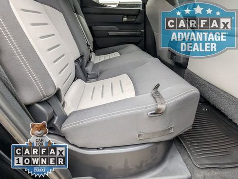 Used 2024 Toyota Tacoma TRD Sport image 19