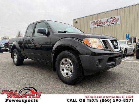 Used 2021 Nissan Frontier S image 1
