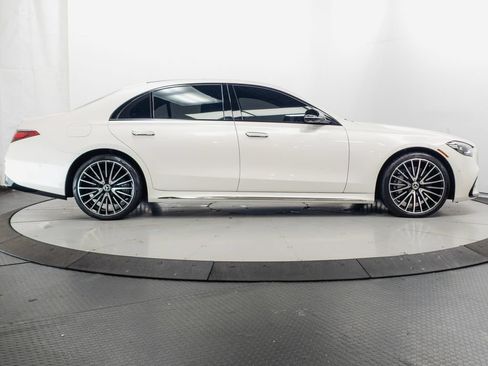 Used 2023 Mercedes-Benz S 580 4MATIC Sedan image 37