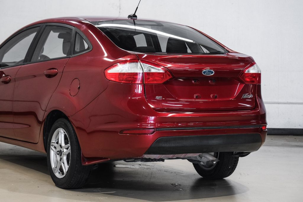 Used 2017 Ford Fiesta SE FWD image 14