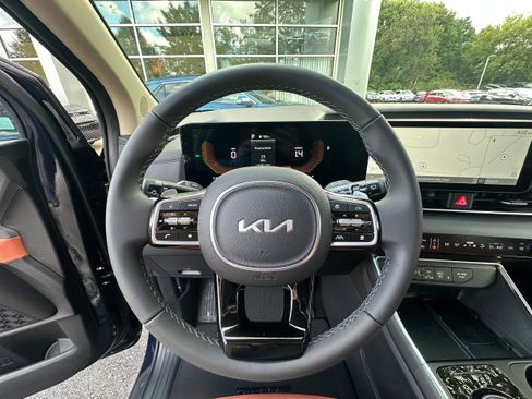 New 2026 Kia Carnival EX image 46