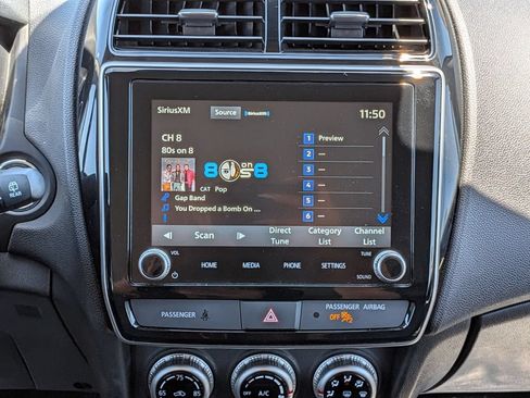 Used 2025 Mitsubishi Outlander Sport SE AWD/4WD image 21