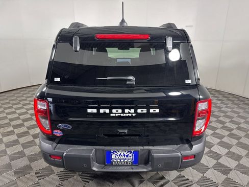 New 2025 Ford Bronco Sport Outer Banks w/ Outer Banks Tech Package+ AWD/4WD image 8