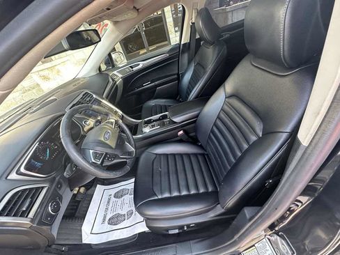 Used 2020 Ford Fusion SEL image 8