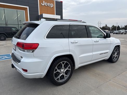Used 2019 Jeep Grand Cherokee Overland image 7