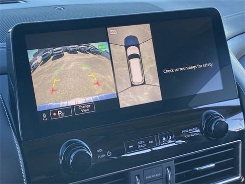 Used 2024 INFINITI QX80 Premium Select w/ Cargo Package image 29