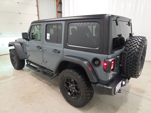 Used 2024 Jeep Wrangler Unlimited Sport AWD/4WD image 3