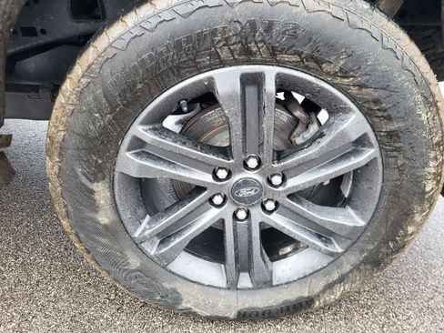 Used 2022 Ford F150 XLT w/ Equipment Group 302A High image 16