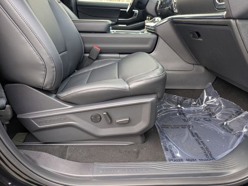 New 2026 Ford Expedition Platinum w/ Stealth Appearance Package image 41