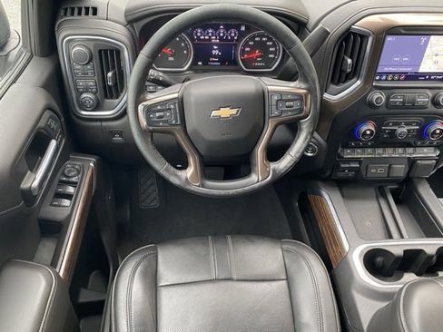 Used 2019 Chevrolet Silverado 1500 High Country w/ Technology Package image 37