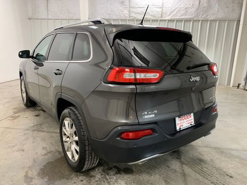 Used 2014 Jeep Cherokee Limited w/ Technology Group image 5