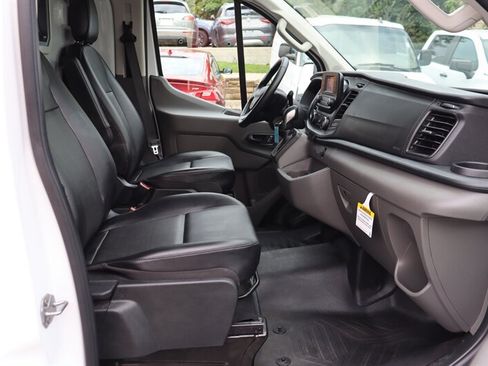 Used 2025 Ford Transit 150 Low Roof RWD image 19