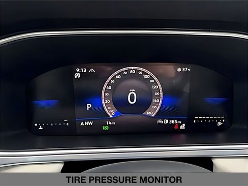 Used 2025 Volkswagen Taos SE w/ Panoramic Sunroof Package image 21