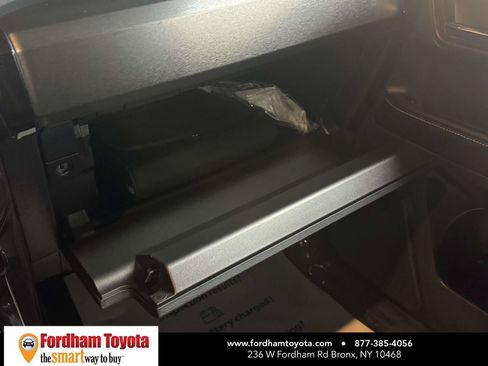 Used 2019 Toyota 4Runner Limited AWD/4WD image 33